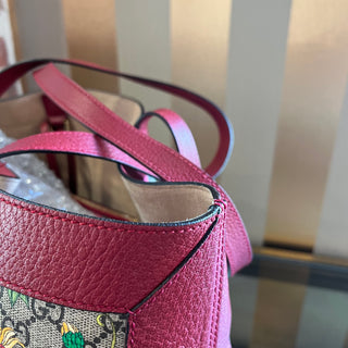 GUCCI Large Red Supreme GG Flora Coated Canvas Ophidia Tote Bag