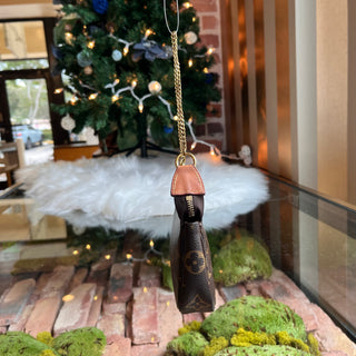 LOUIS VUITTON Mini Pochette Accessories Monogram Canvas Pouch