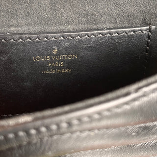 LOUIS VUITTON New Wave Multi-Pochette Black Quilted Leather Crossbody Bag