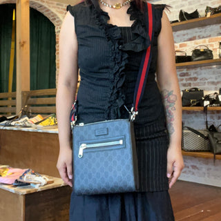 GUCCI Small Flat Messenger Black Grey GG Supreme Monogram Web Bag