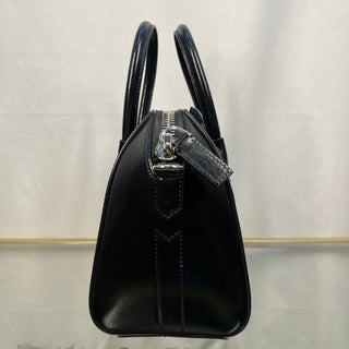 GIVENCHY Mini Antigona Shiny Lord Black