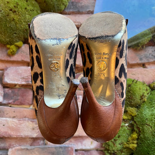DOLCE&GABBANA Leopard Print Canvas Pumps SZ 37.5 (US 7.5)