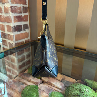 LOUIS VUITTON LV Monogram Boulogne Noir PM