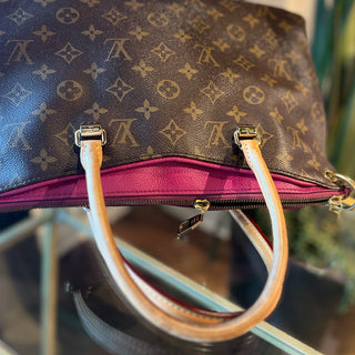 LOUIS VUITTON Monogram Pallas MM