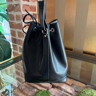 LOUIS VUITTON Black Epi Noe Bucket