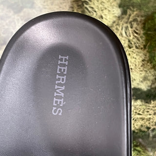 HERMES Chypre Noir Calfskin Anatomical Rubber Sandals SZ40(10US)