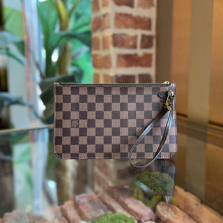 LOUIS VUITTON Neverfull Pochette Damier Ebene Canvas Pouch