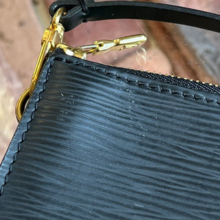 LOUIS VUITTON Pochette Black Epi Leather