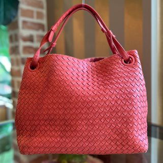 BOTTEGA VENETA Garda Medium Coral Intrecciato Woven Nappa Leather Tote Bag