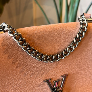LOUIS VUITTON Tri-Color Lockme II Chain BB Crossbody