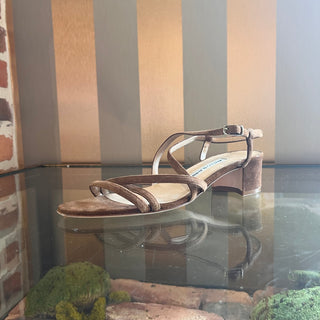 MANOLO BLAHNIK Brown Suede Strappy Sandals SZ 38 (US 8)