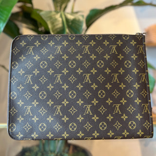 LOUIS VUITTON Vintage Monogram Poche Documents