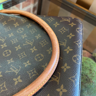 LOUIS VUITTON Looping GM Monogram Canvas Vintage Shoulder Bag