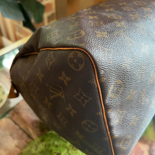 LOUIS VUITTON Vintage Speedy 35 Monogram Handbag