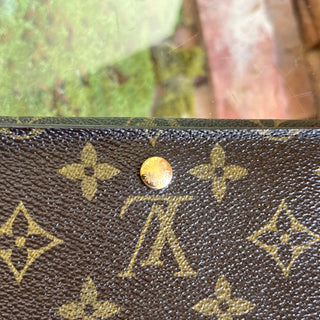 LOUIS VUITTON Porte-Monnaie Trésor Brown Monogram Canvas Wallet