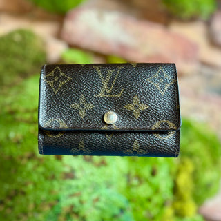 LOUIS VUITTON Monogram Key Holder
