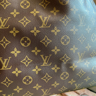 LOUIS VUITTON Artsy MM Brown Monogram Canvas Hobo Bag