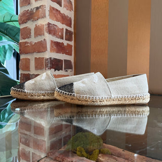 CHANEL CC Beige Espadrilles SZ 36 (US 6)