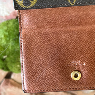 LOUIS VUITTON Vintage Brown Monogram Canvas Bifold Wallet