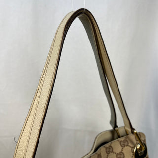 GUCCI GG Supreme Canvas Medium Eclipse Shoulder Bag