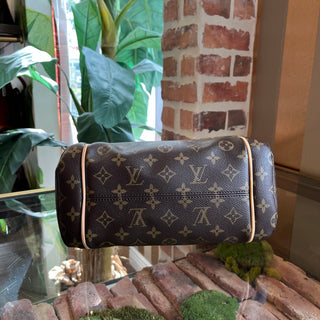 LOUIS VUITTON Totally MM Brown Monogram Canvas Tote
