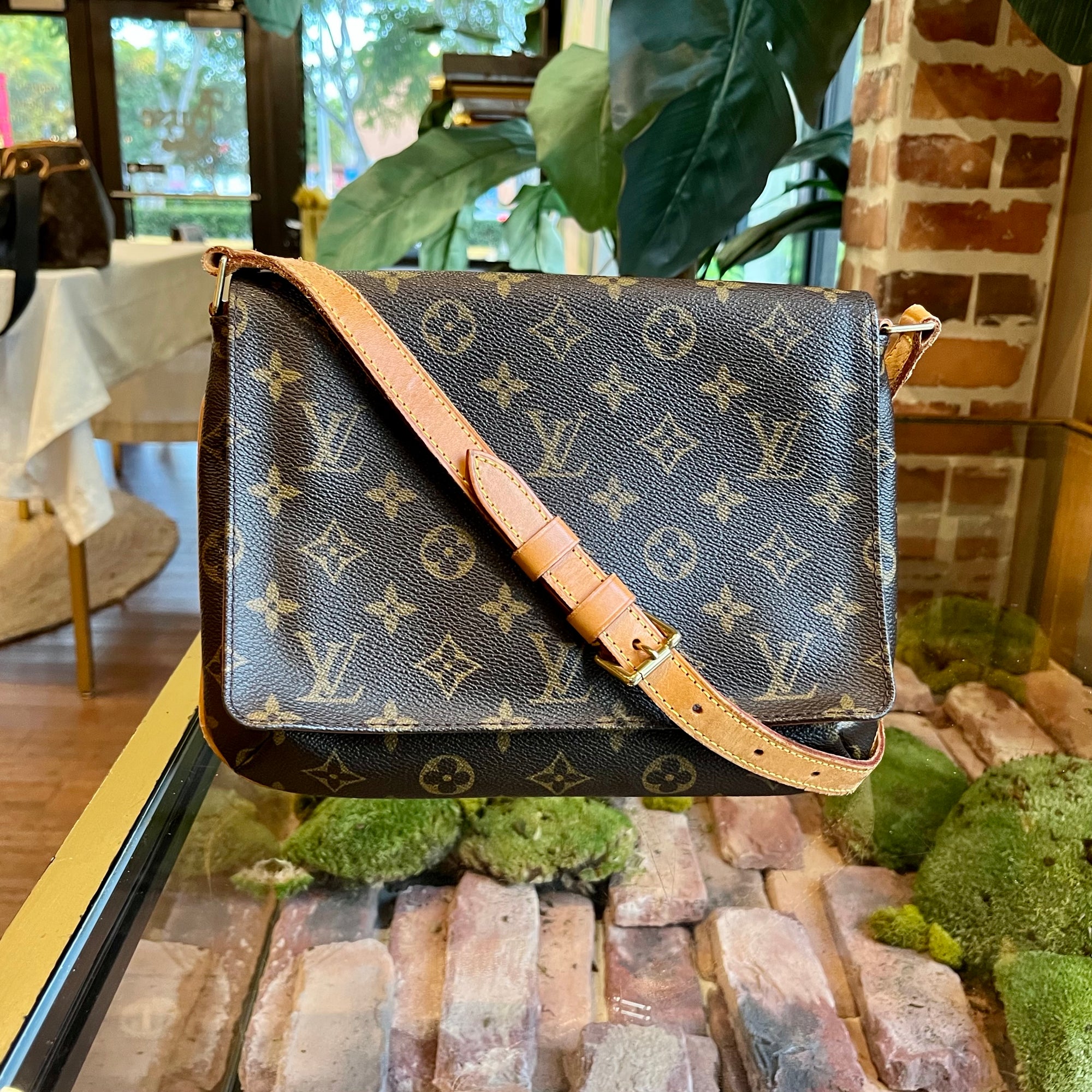 Louis Vuitton Valisette Trésor Handbag Monogram Leather In Brown - Praise  To Heaven
