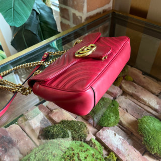 GUCCI GG Marmont Red Matelassé Calfskin Leather Shoulder Bag