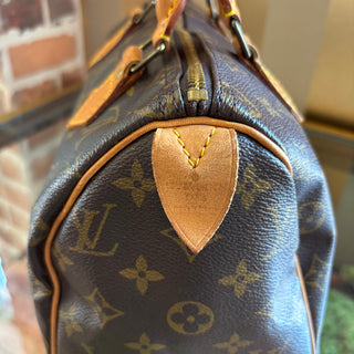 LOUIS VUITTON Vintage Monogram Speedy 25