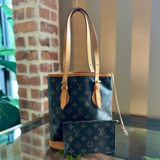 LOUIS VUITTON Vintage Petite Bucket w/Pouch