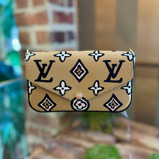 LOUIS VUITTON Monogram Wild At Heart Felicie Strap & Go Arizona Creme
