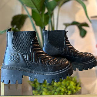 GUCCI GG Canvas Canvas Chelsea Boots SZ 37