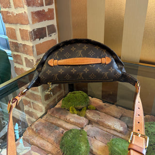 LOUIS VUITTON Bum Bag Monogram