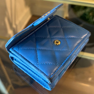 CHANEL Blue Classic Interlocking CC Logo Compact Wallet