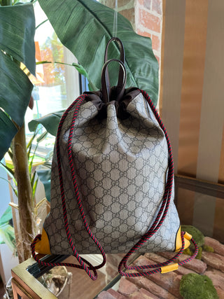 GUCCI GG Supreme Neo Vintage Drawstring Backpack