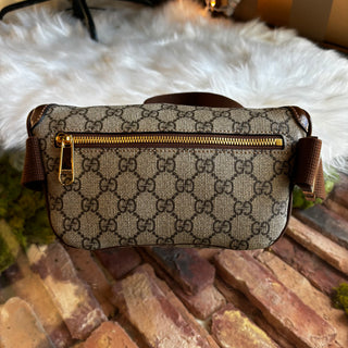 GUCCI Supreme Retro Belt Bag