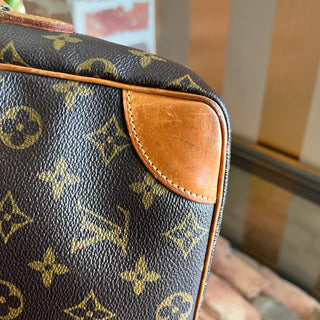 LOUIS VUITTON Trocadero Monogram Canvas Vintage Crossbody Bag