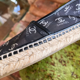 CHANEL Black Mesh Interlocking CC Espadrilles SZ 38 (US 8)
