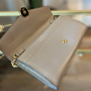FENDI Vitello Cruise F is Fendi Continental Envelope Wallet on Chain