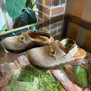 GUCCI Tan Suede Horsebit Clogs 36