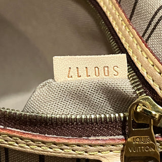 LOUIS VUITTON Delightful Brown Monogram Canvas Hobo
