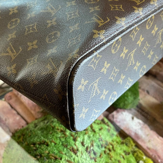 LOUIS VUITTON Luco Brown Monogram Canvas Tote Bag