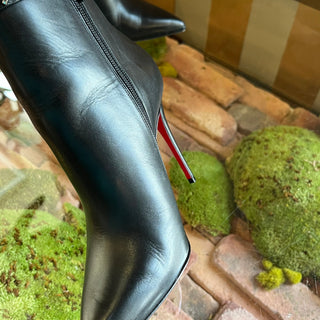 CHRISTIAN LOUBOUTIN Black Leather Spike Chain Pointed-Toe Ankle Booties SZ36.5(6.5US)