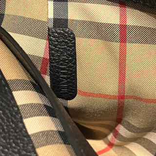 BURBERRY Note Medium Vintage Check Black Leather Crossbody Bag