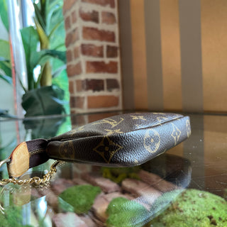 LOUIS VUITTON Pochette Accessories Mini Brown Monogram Canvas Pouch