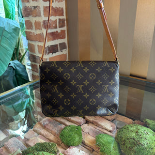 LOUIS VUITTON Musette Tango Shoulder Bag
