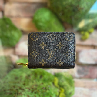 LOUIS VUITTON Zippy Coin Brown Monogram Canvas Wallet