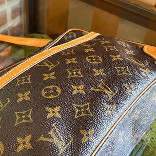 LOUIS VUITTON Trocadero Monogram Canvas Vintage Crossbody Bag