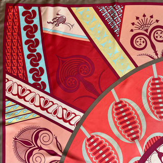 HERMES Gemometrie Cretase Silk Scarf