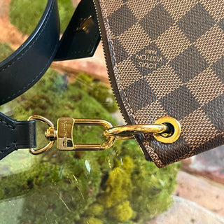 LOUIS VUITTON Odeon MM Damier Ebene Canvas Crossbody