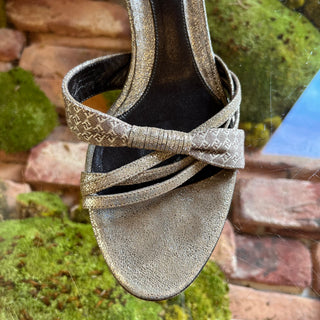 FENDI Metallic Leather Kitten Heels SZ 39 (US 9)